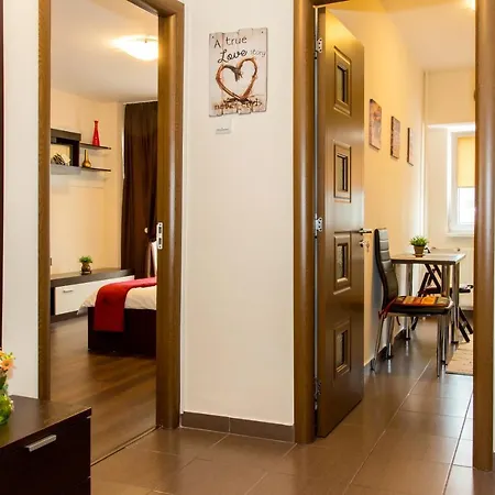 Sala Polivalenta - Sector 4 - Motru 84 By Mrg Apartments Bucharest Exterior photo