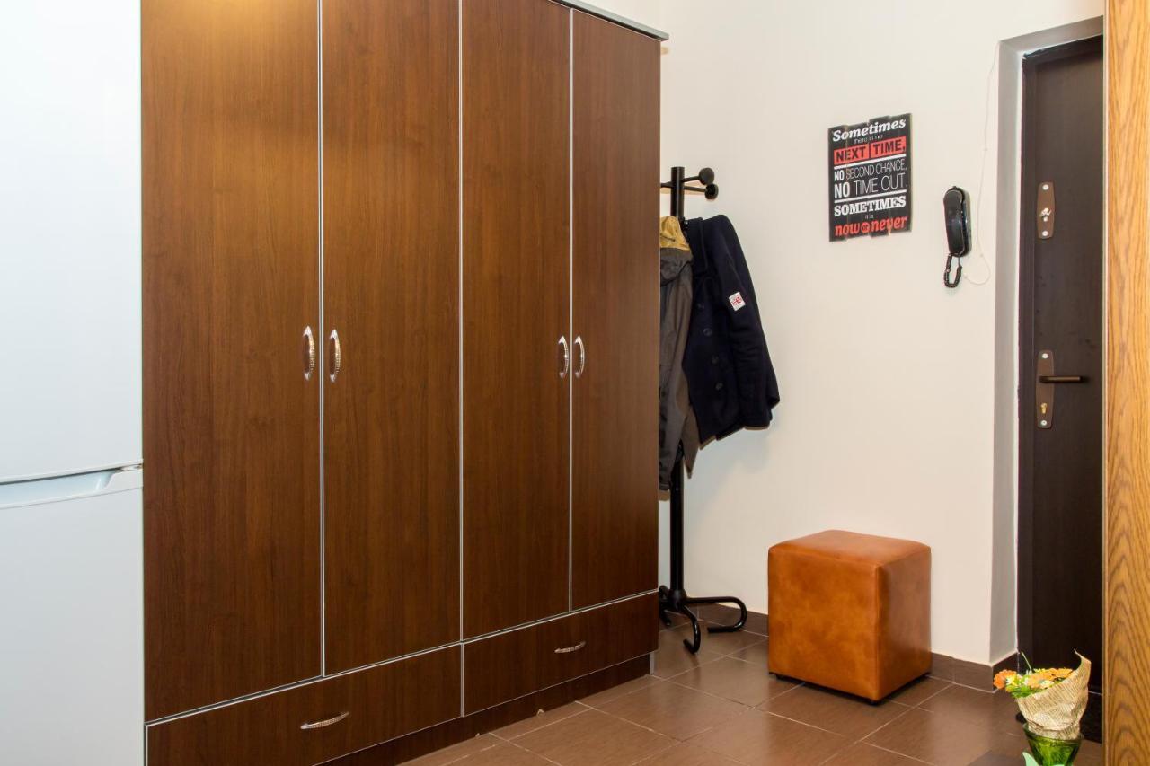 Sala Polivalenta - Sector 4 - Motru 84 By Mrg *